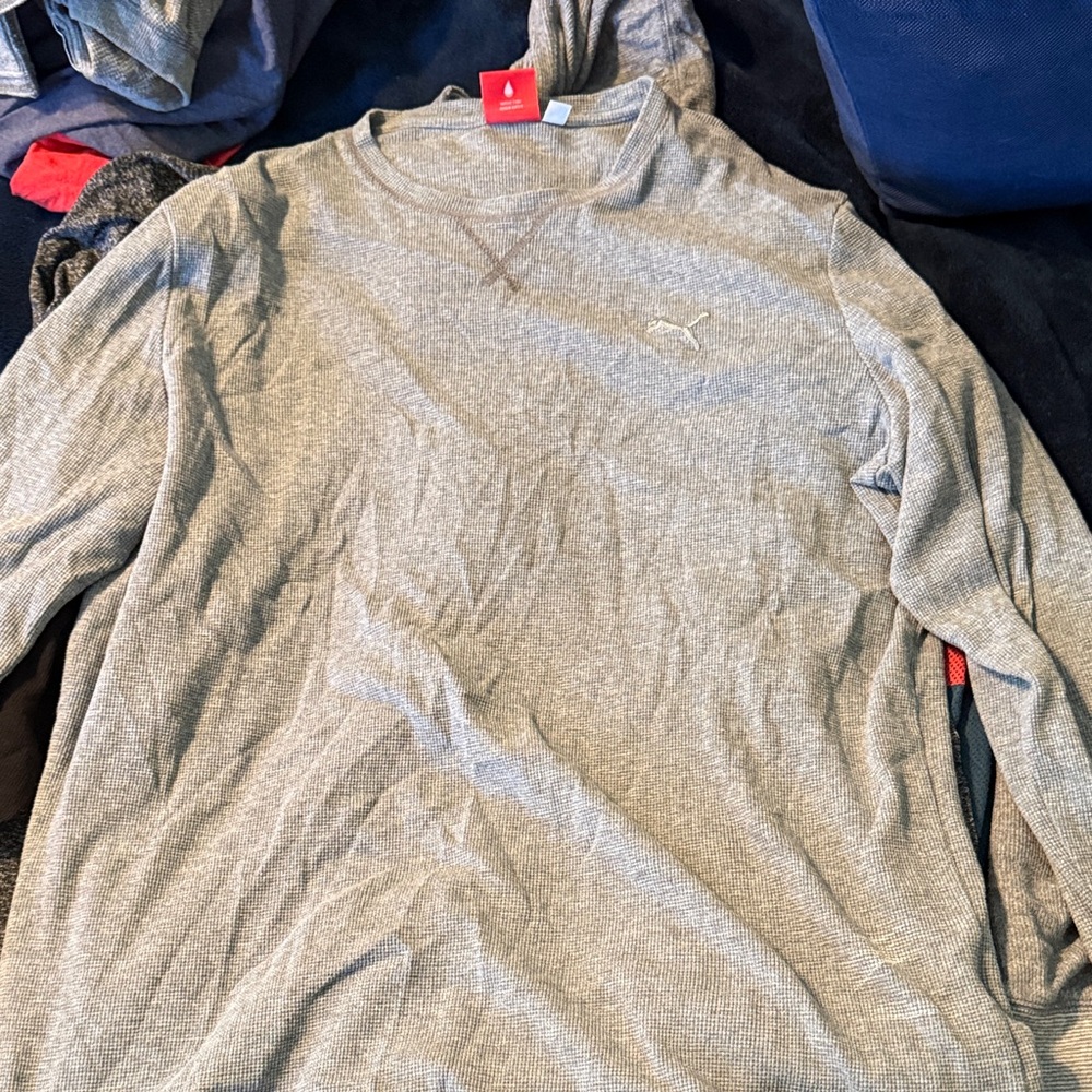 Long Sleeve Men's Shirt bundle. 5 long sleeve men’s shirts.